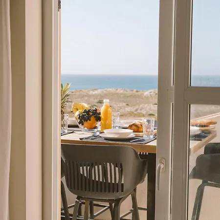 37 - Driftwood Ocean Daire *